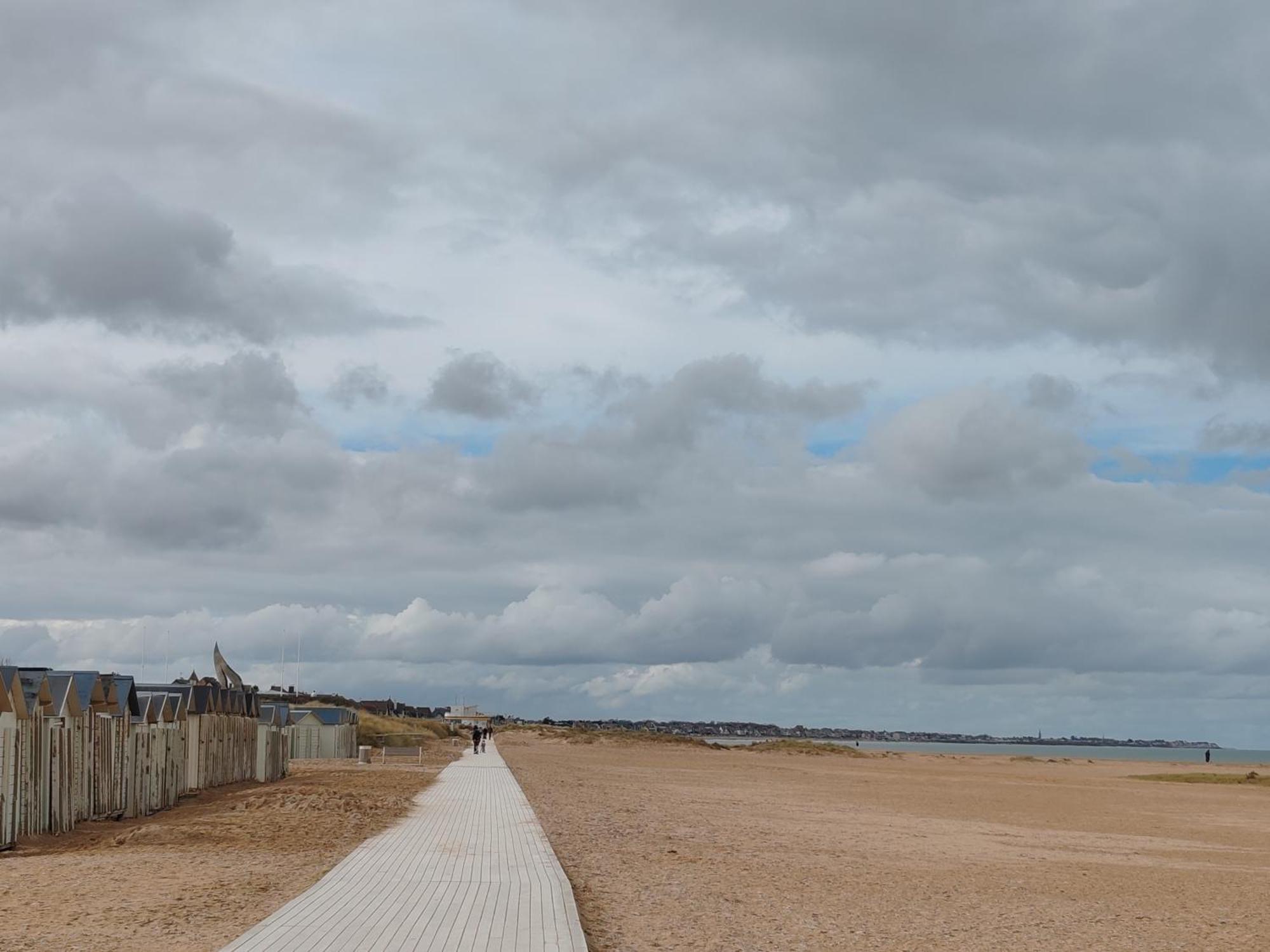 Villa Francette A 500M De La Plage Ouistreham Exterior foto